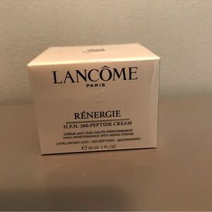Lancôme Renergie HPN 300 Peptide Cream.